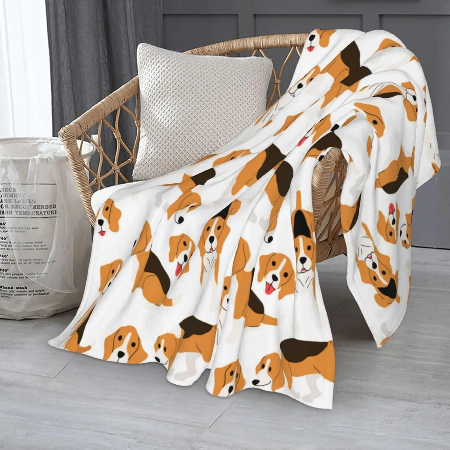 Beagle Dog Blanket Super Soft Fleece Throw Blanket Warm and Cozy Lightweight Bed Blanket for Couch, Sofa, Camping, and Travel All Season Blankets Gifts 50" x40